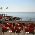 Palm 3* Diano Marina