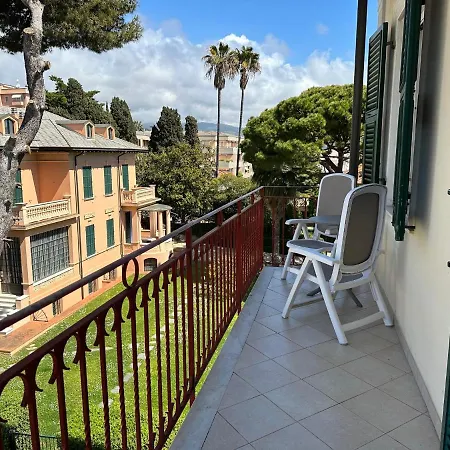 Palm Diano Marina