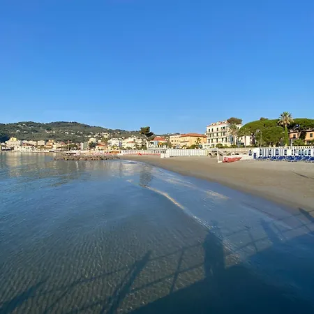Palm Diano Marina