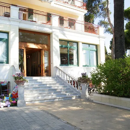 Aparthotel Palm 3*