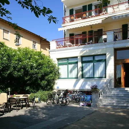 Apartmanhotel Palm 3*